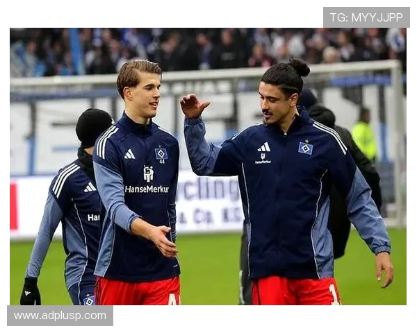 吉列尔梅拉莫斯披国安亮相训练